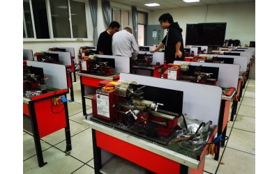 西马特STEM创新实验室结合劳动教育展开思考与实践